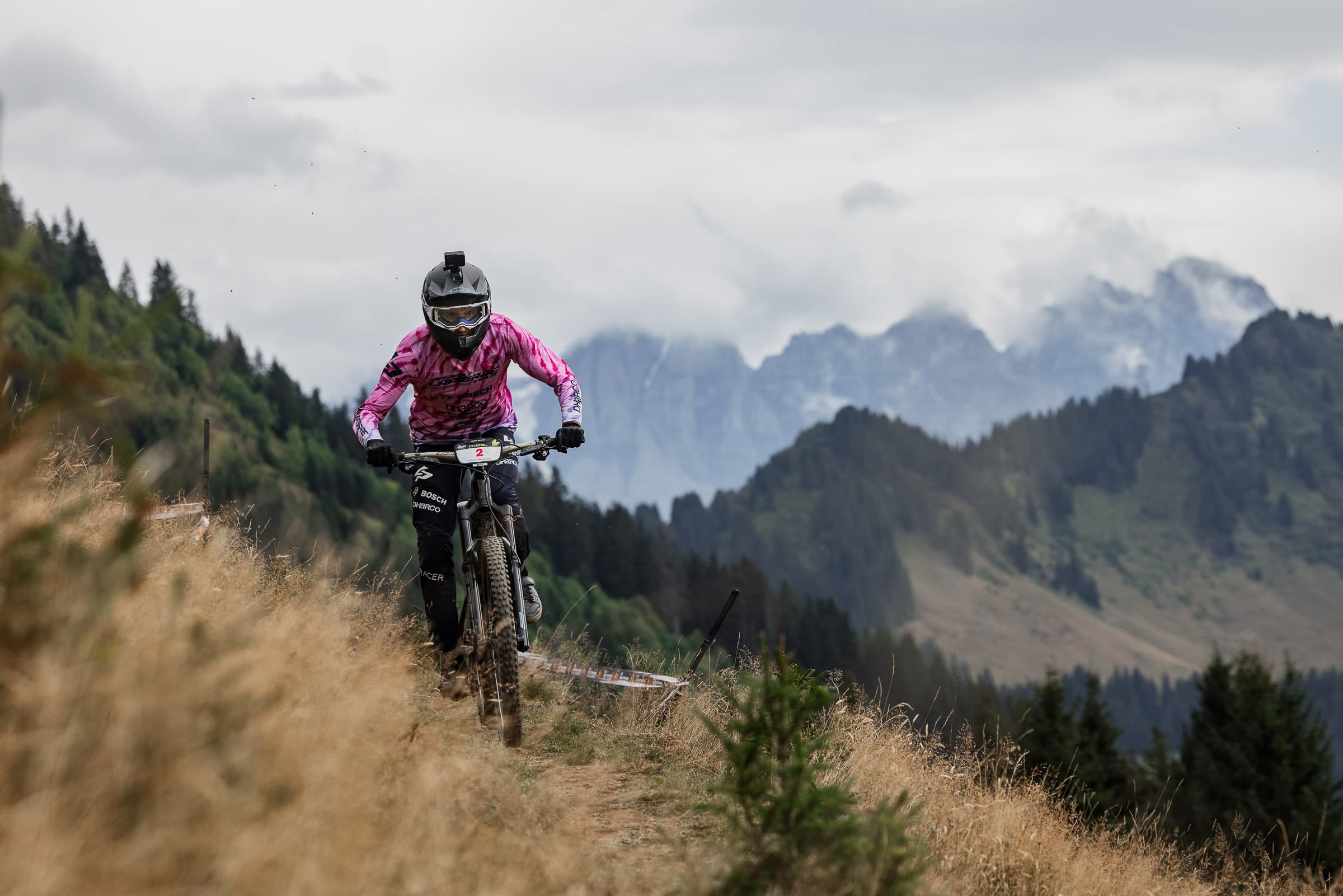 UCI E-Enduro World Cup crowns its first champions in CHÂTEL 