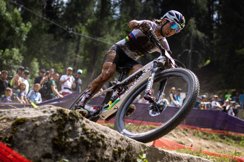 UCI Mountain Bike World Series | Ferrand-Prevot remains undefeated in 2024