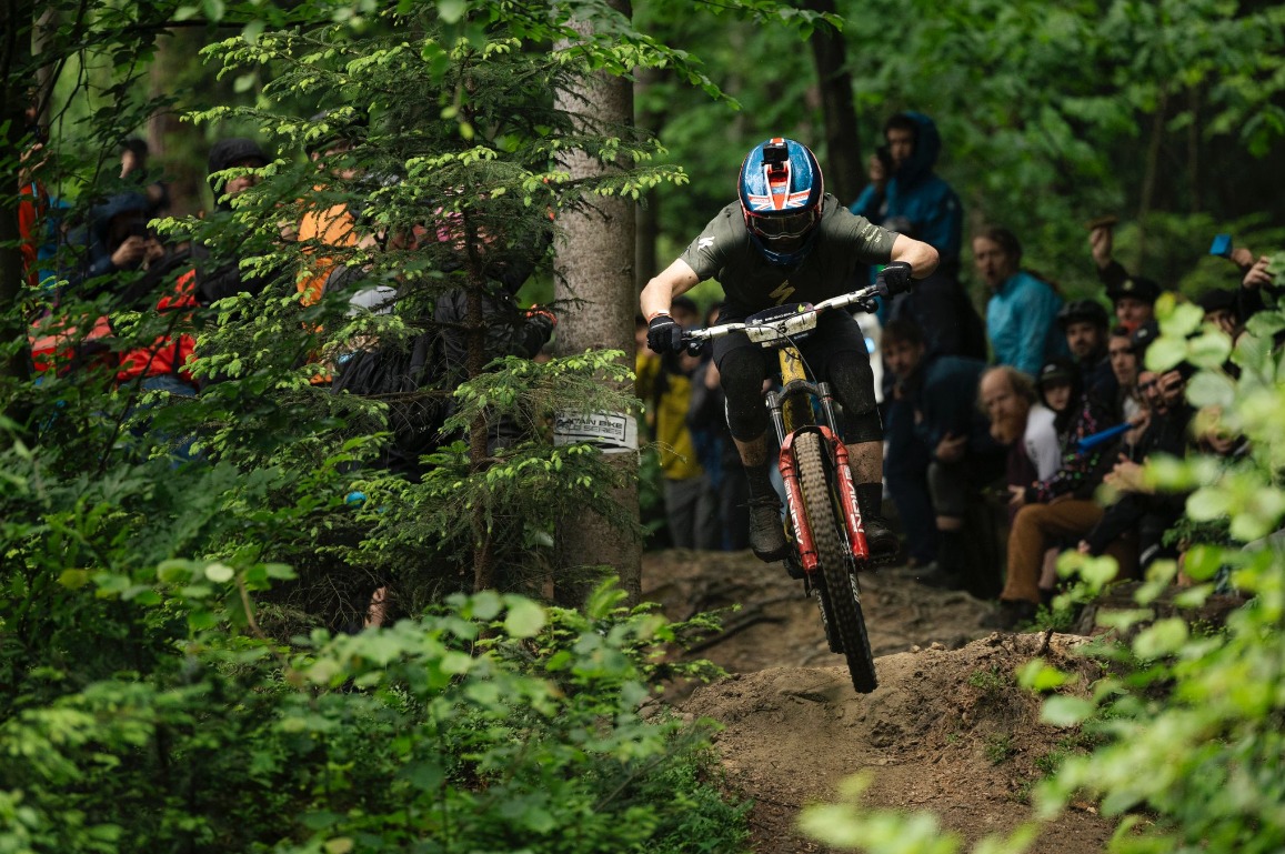COURDURIER EDGES OUT HARNDEN IN THRILLER WHILE MURRAY BREAKS POLISH HEARTS AT THE UCI ENDURO WORLD CUP IN BIELSKO-BIAŁA