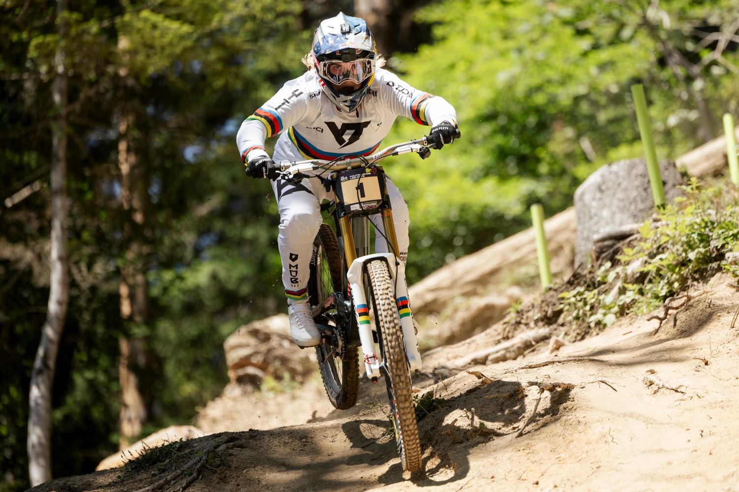 HÖLL BACK TO BRILLIANT BEST, NORTON UNBEATABLE IN UCI DOWNHILL WORLD CUP OPENING ROUNDS IN LES GETS, HAUTE-SAVOIE