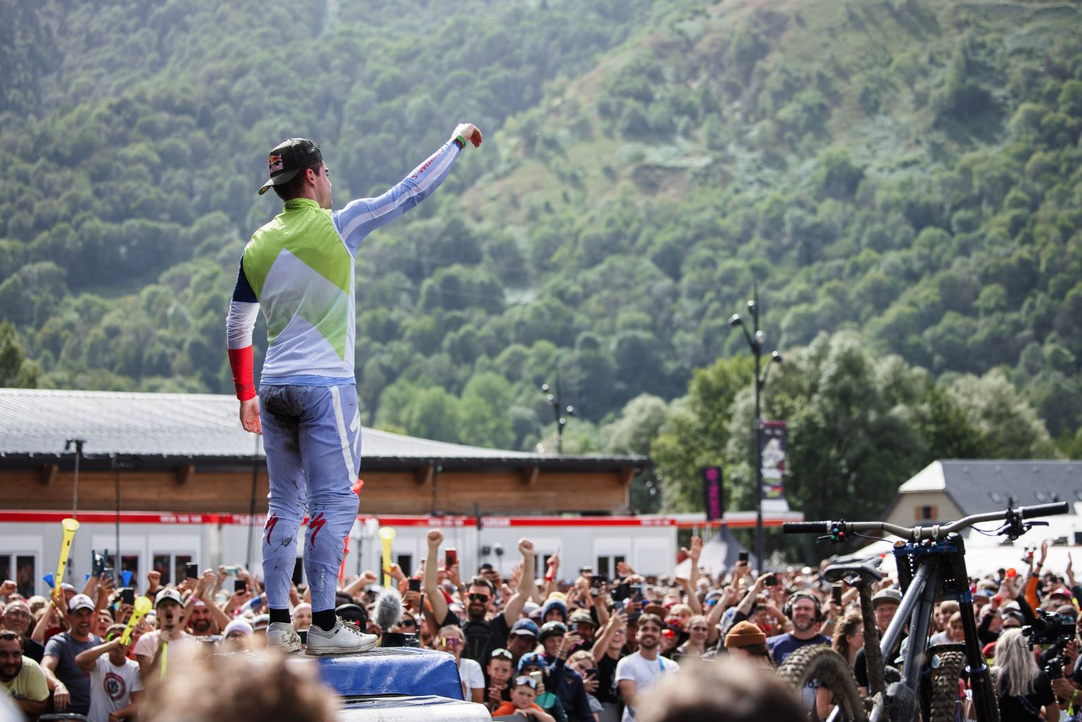 TITLES ON THE LINE IN LOUDENVIELLE - PEYRAGUDES