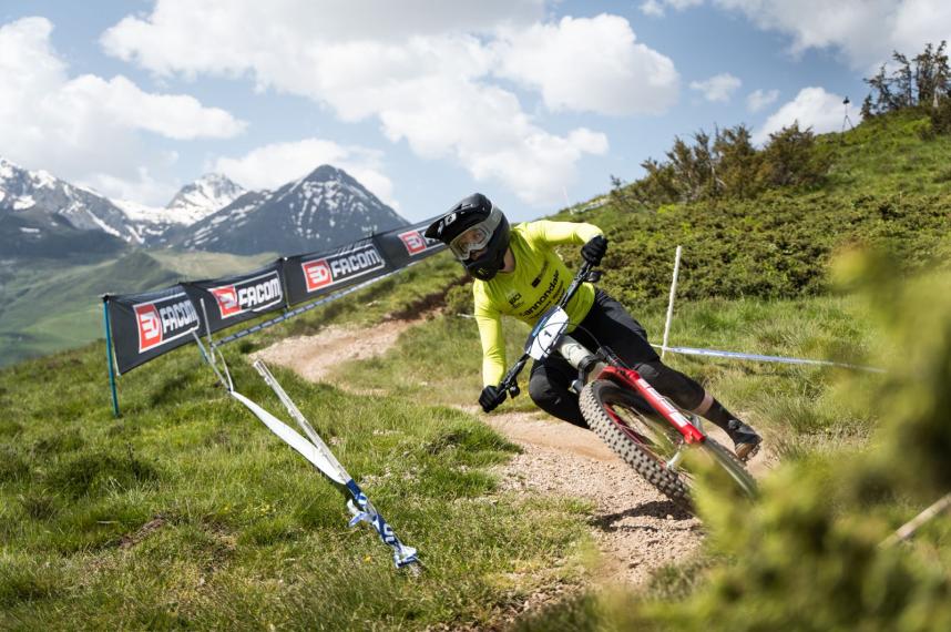  Booker and Conolly Prevail in Contrasting Styles at Loudenvielle - Peyragudes Round of UCI Enduro World Cup