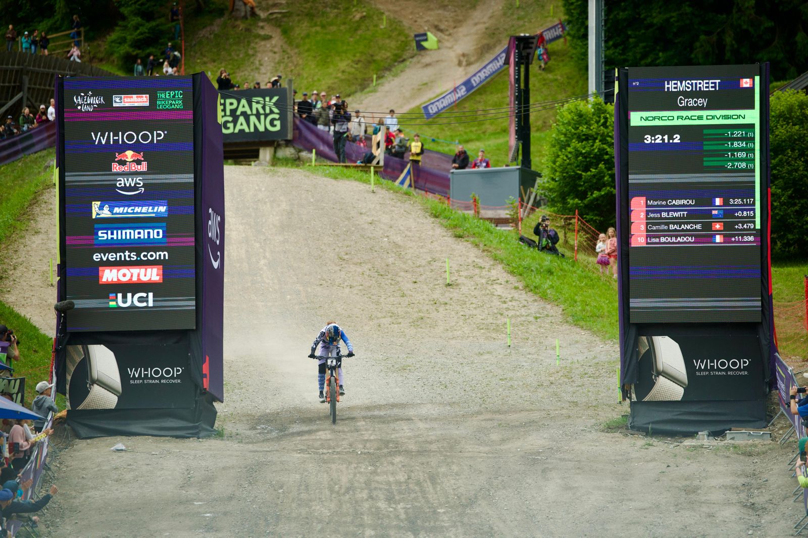UCI Downhill World Cup is Canadian Once Again as Hemstreet and Goldstone Triumph in Saalfelden Leogang - Salzburgerland